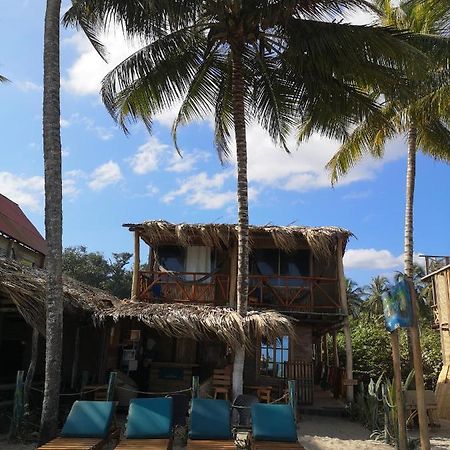 Palmario Hostal Guachaca Zewnętrze zdjęcie