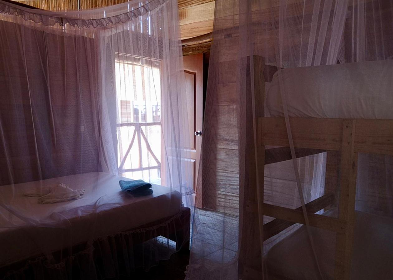 Palmario Hostal Guachaca Zewnętrze zdjęcie